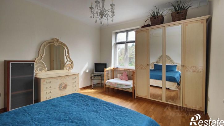 3-комн квартира ул Ворошиловская, 11,  д. 11