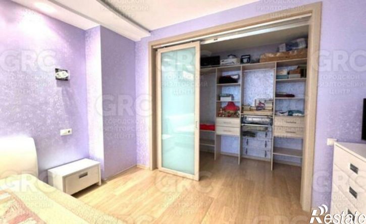 2-комн квартира улица Роз, 52,  д. 52