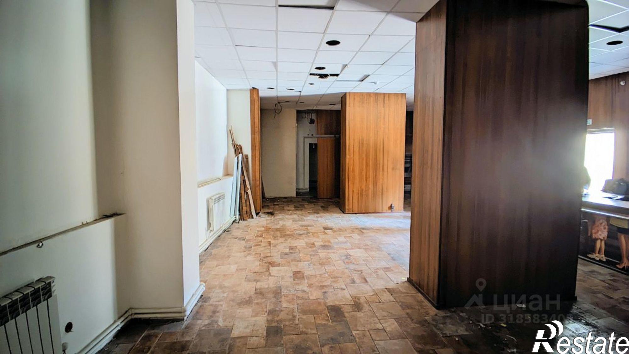 Сдать торговое помещение за 232 000 рублей на ул Ивановская, 79