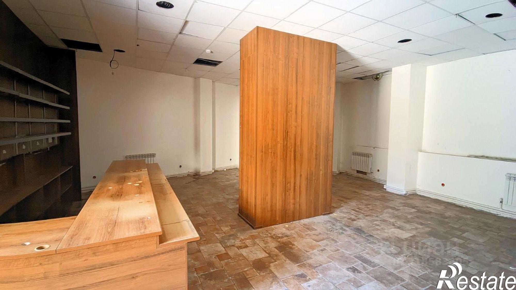 Сдать торговое помещение за 232 000 рублей на ул Ивановская, 79