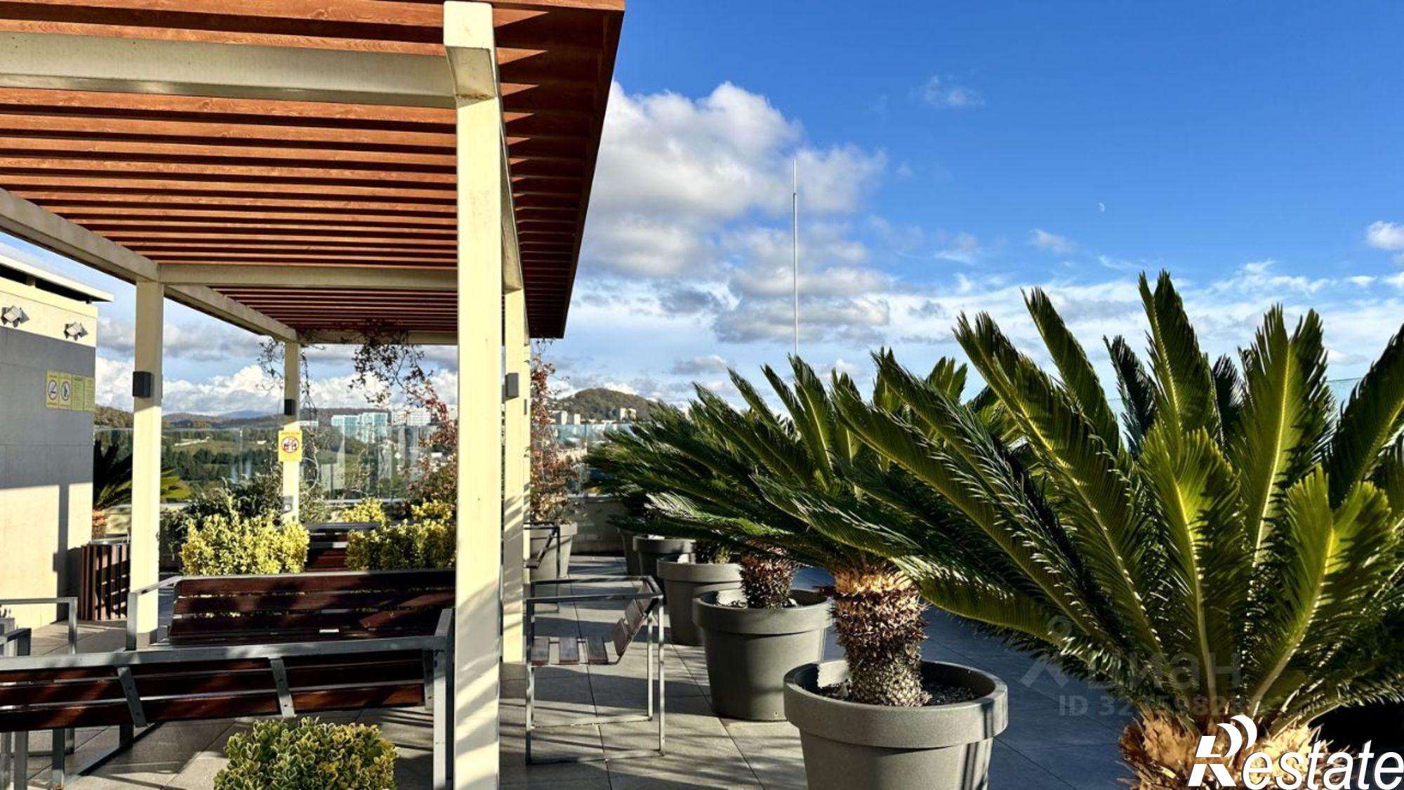 Купить квартиру за 18 500 000 рублей на ул Депутатская, 10Б/1