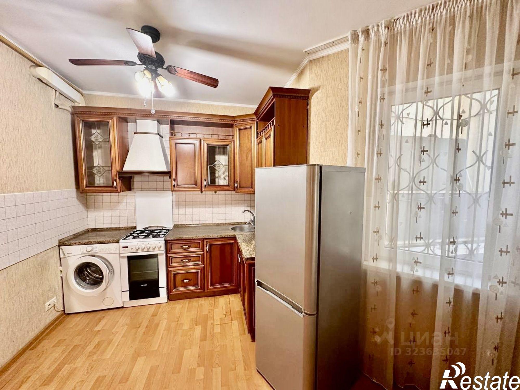 Сдать квартиру за 45 000 рублей на Учительская улица, 1/5