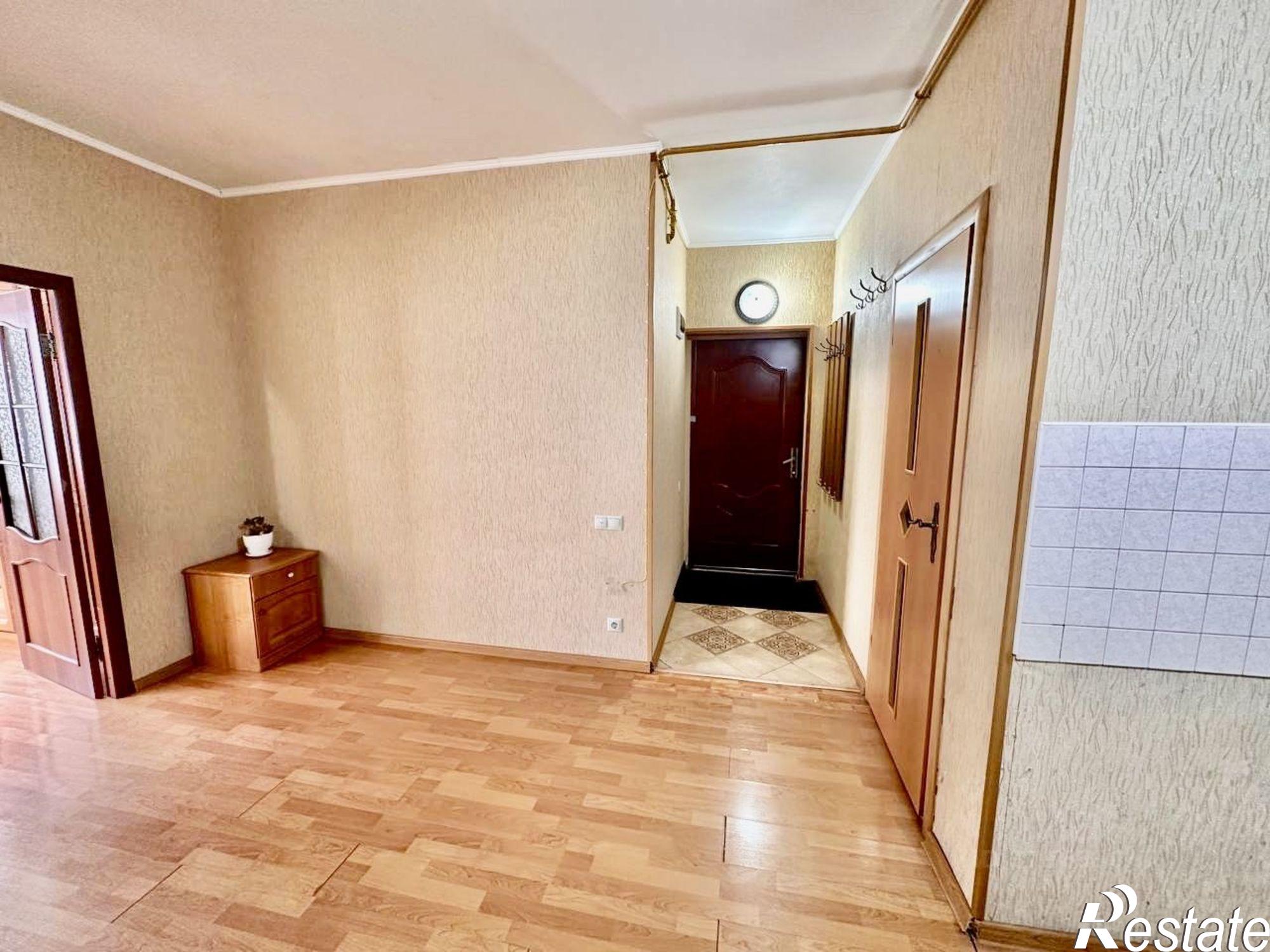 Сдать квартиру за 45 000 рублей на Учительская улица, 1/5