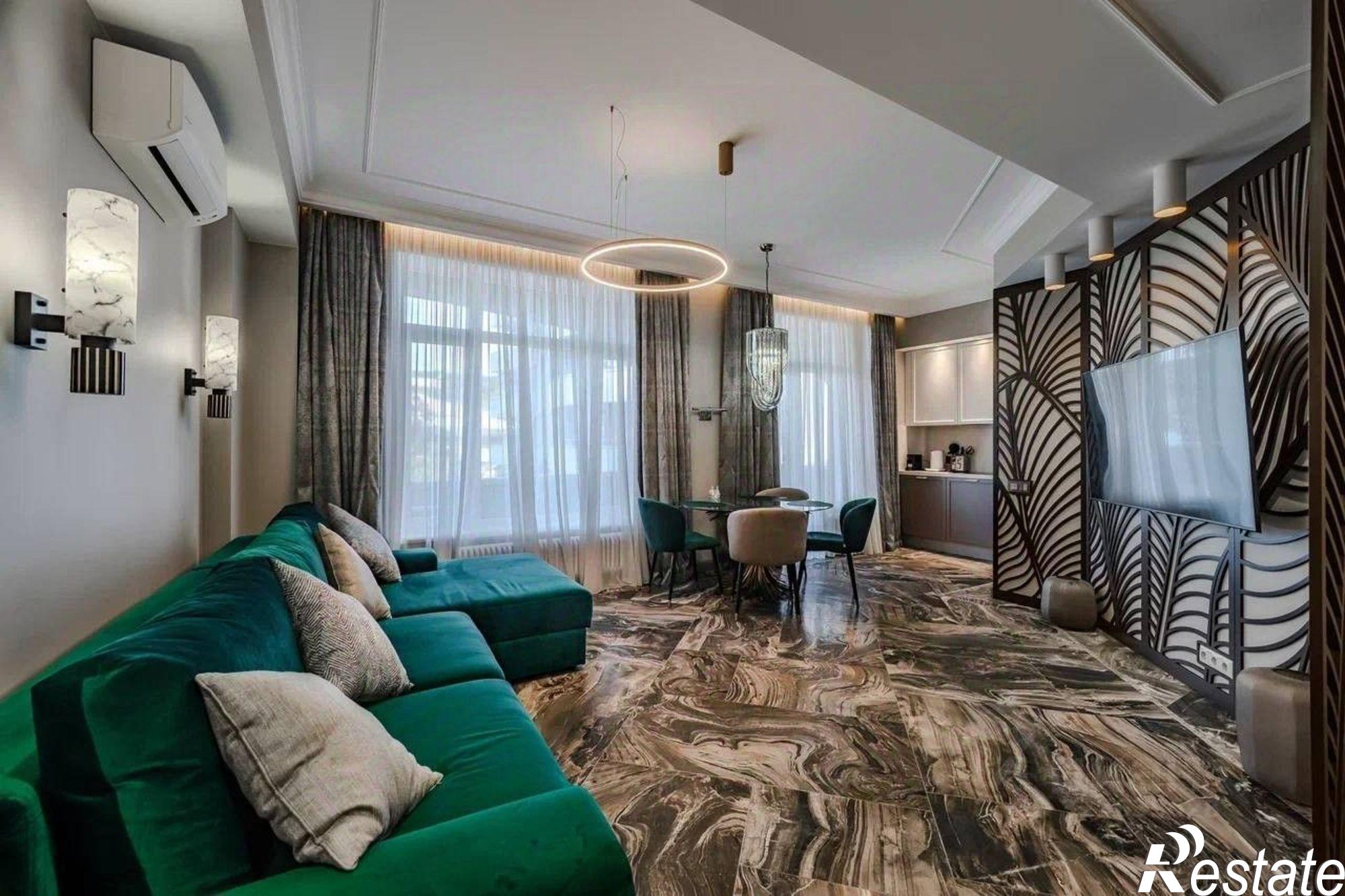 Купить квартиру за 135 000 000 рублей на проспект Пушкина, 5А