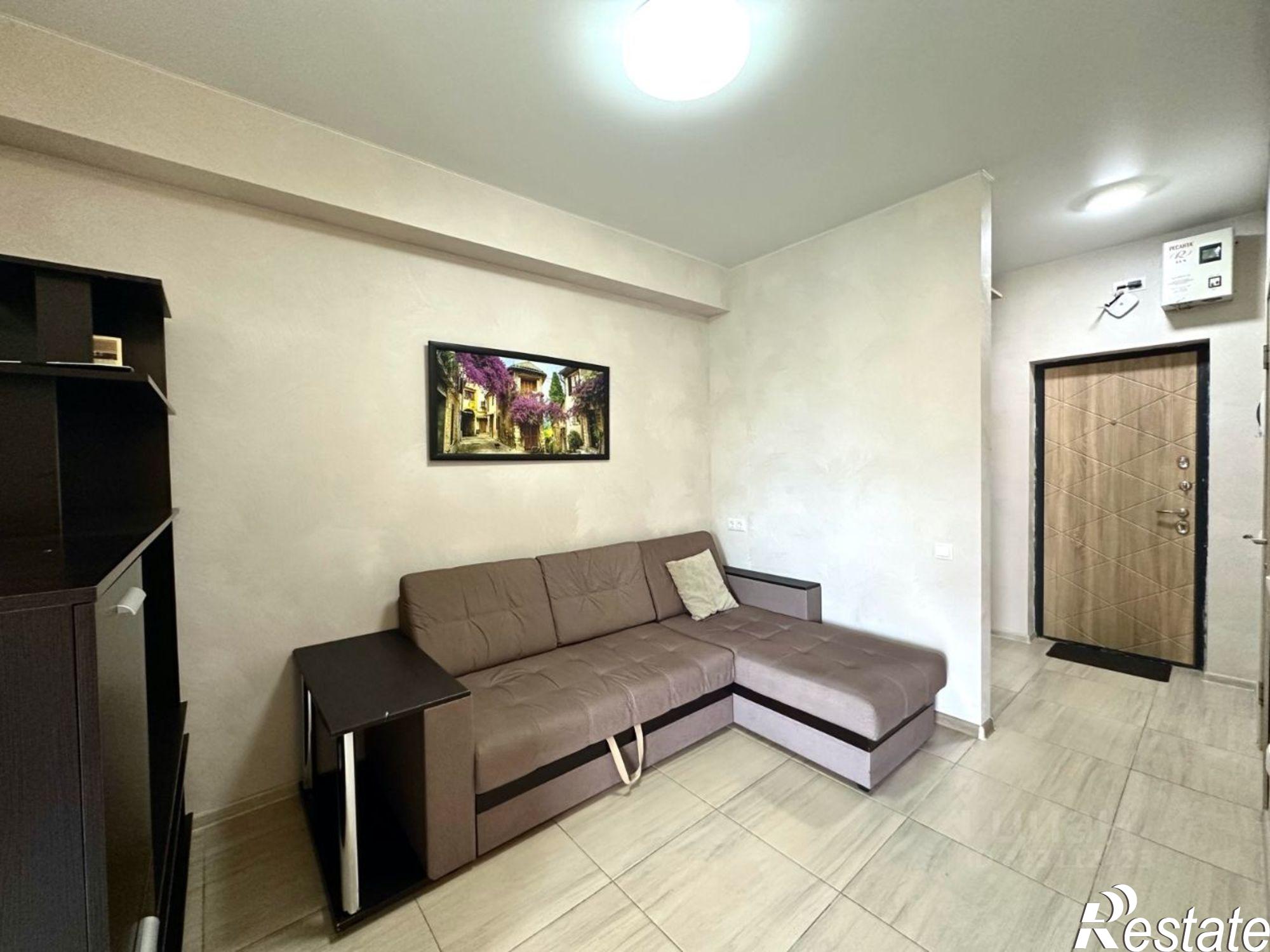 Сдать квартиру за 27 000 рублей на Полтавская улица, 54