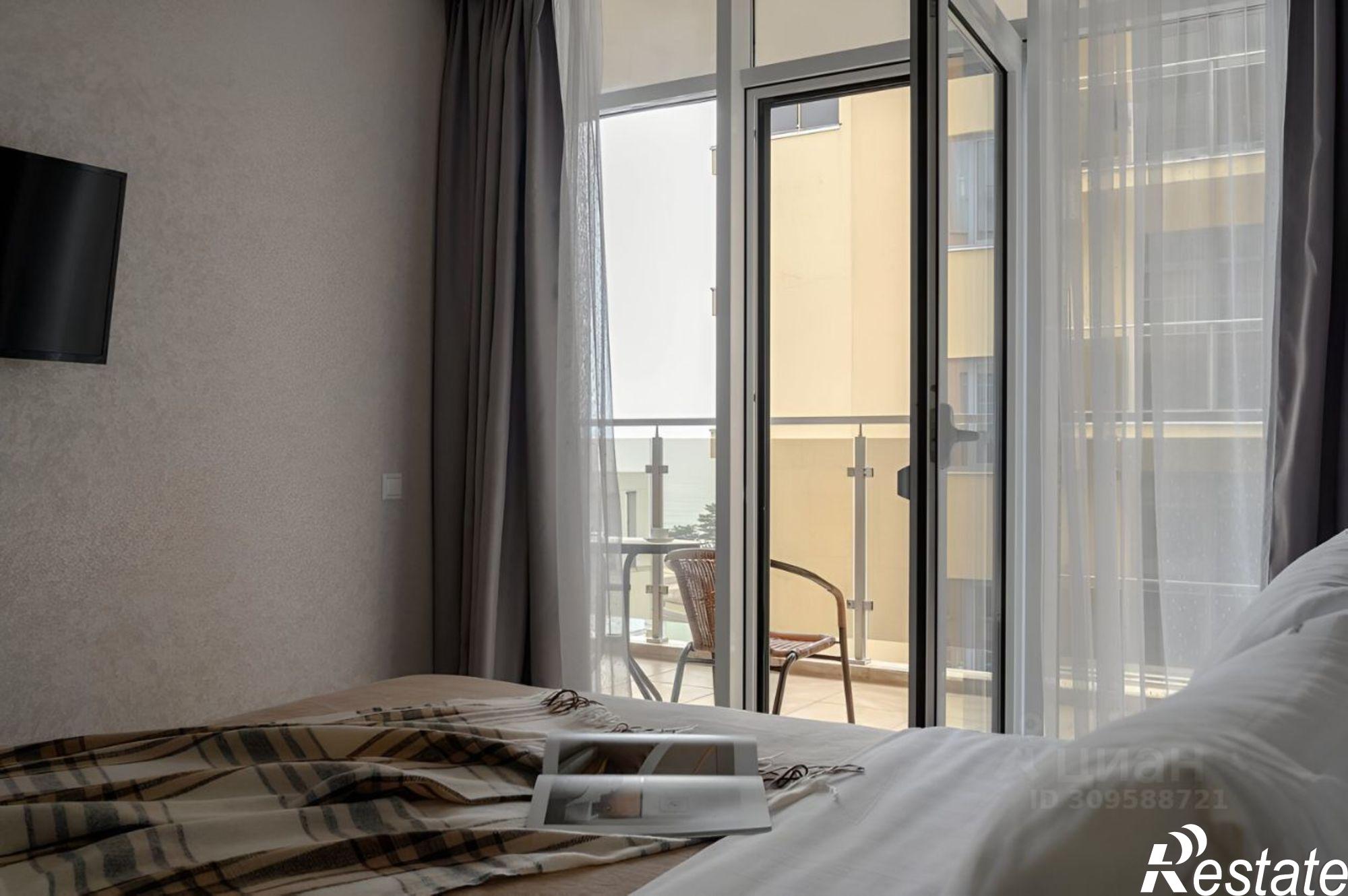 Сдать квартиру за 110 000 рублей на ул Гагринская, 3/8