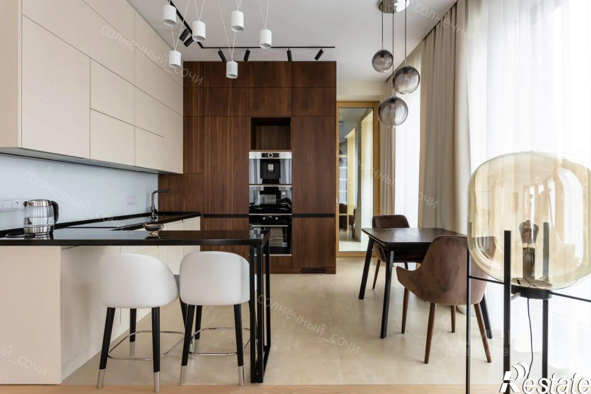 Купить квартиру за 12 000 000 рублей на Учительская улица, 9