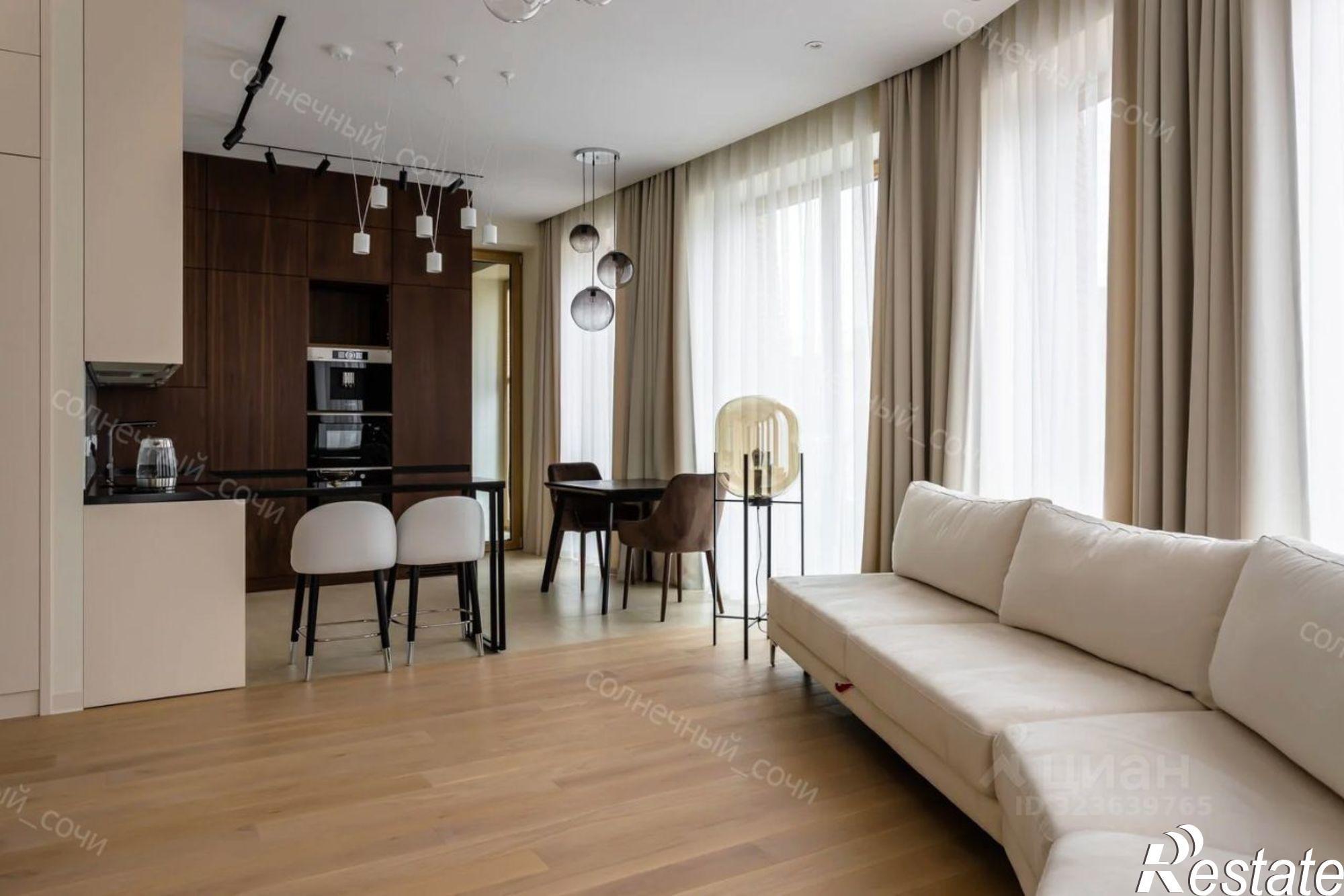 Купить квартиру за 12 000 000 рублей на Учительская улица, 9