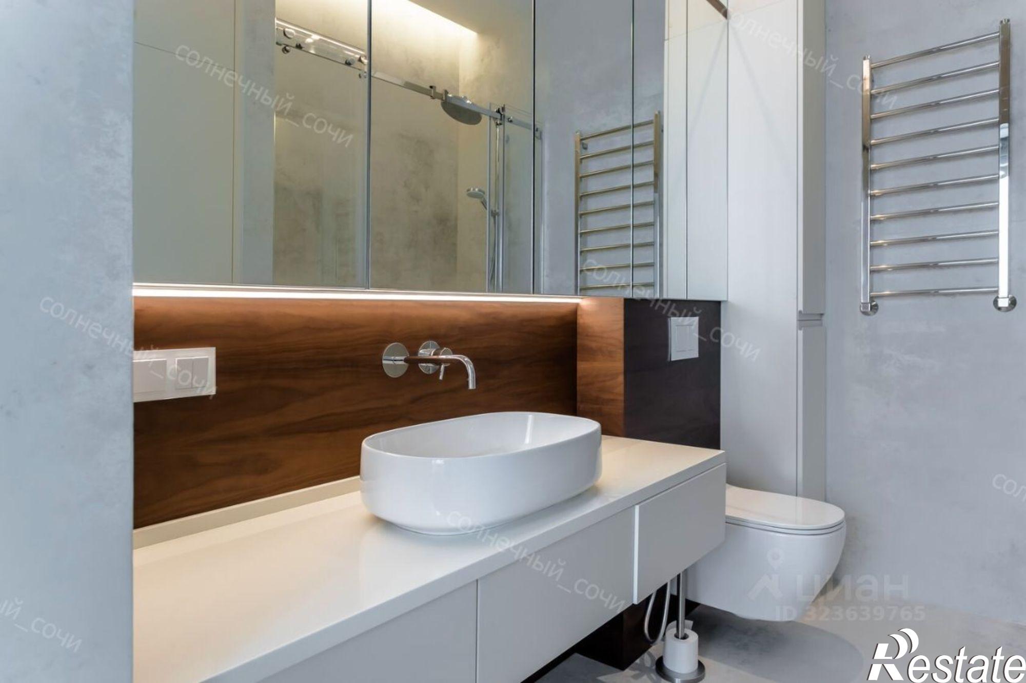 Купить квартиру за 12 000 000 рублей на Учительская улица, 9