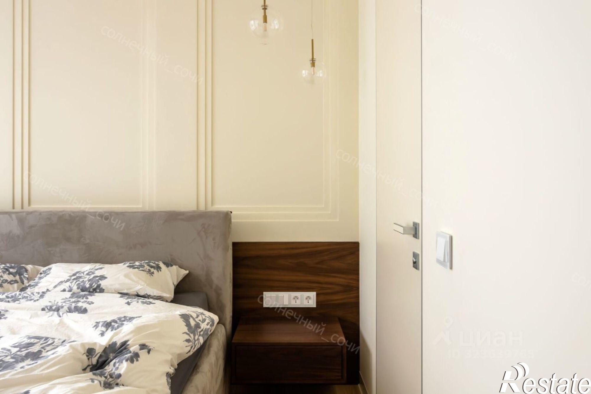 Купить квартиру за 12 000 000 рублей на Учительская улица, 9