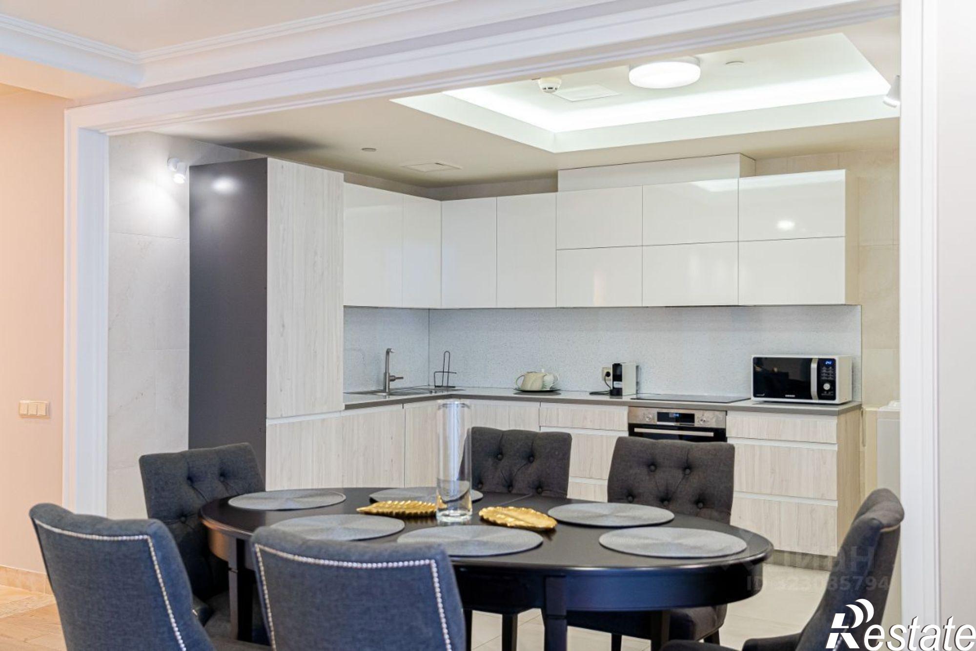 Купить квартиру за 145 000 000 рублей на ул Орджоникидзе, 17