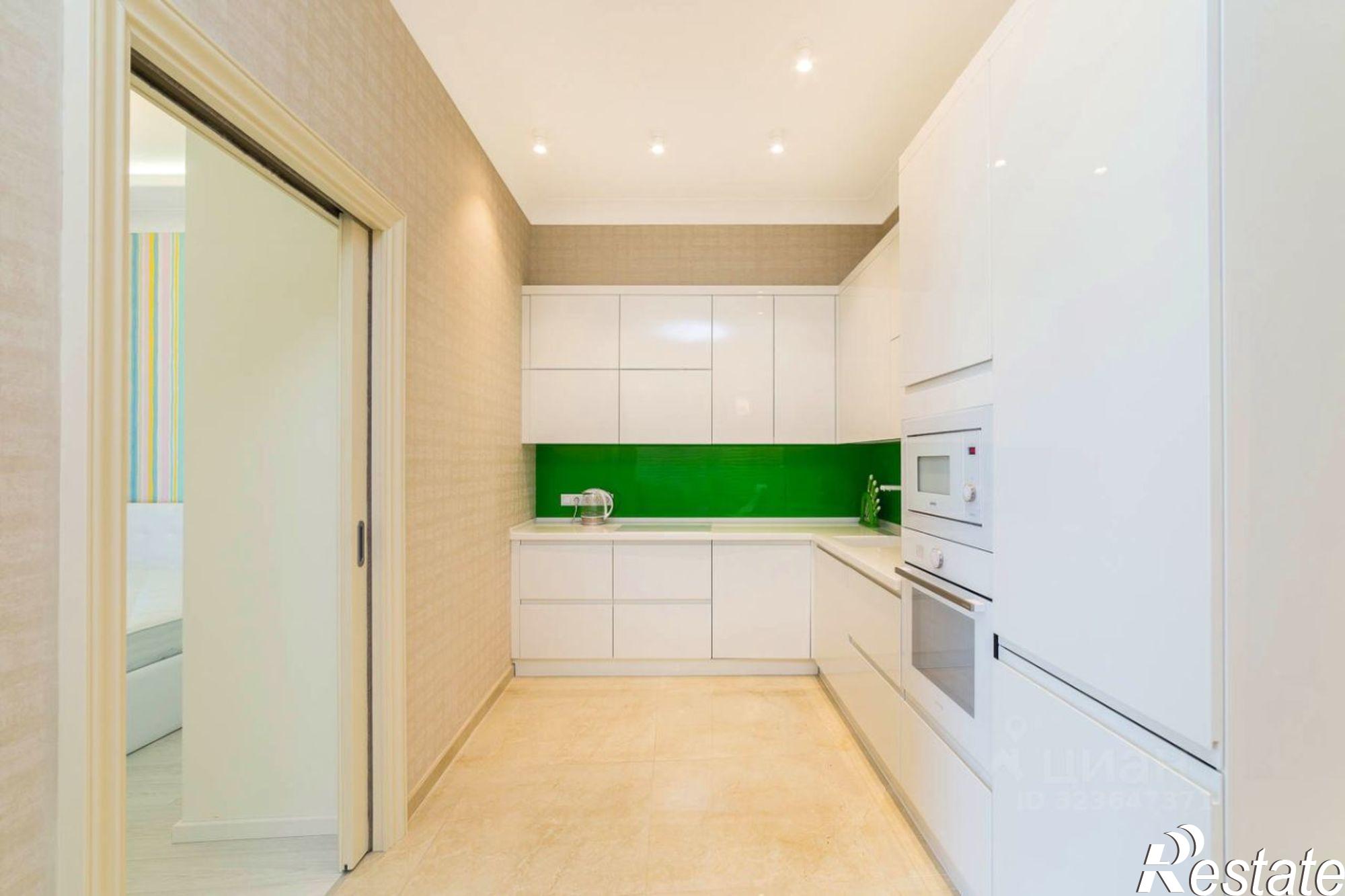 Купить квартиру за 76 000 000 рублей на Курортный пр-кт, 105