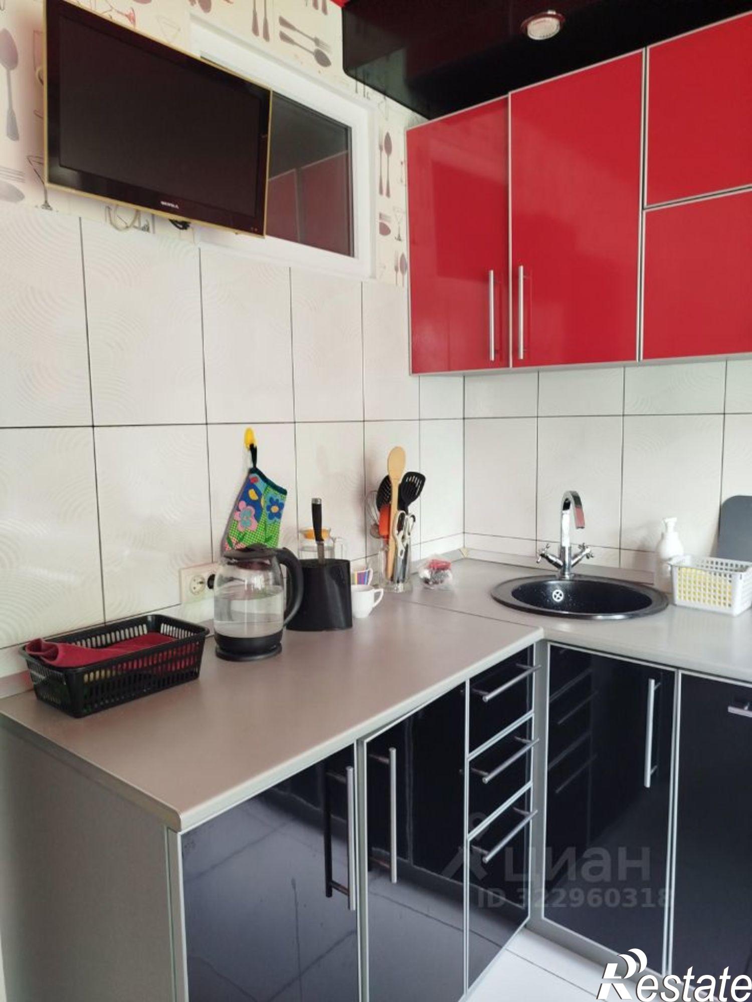 Купить квартиру за 8 300 000 рублей на Армавирская улица, 106