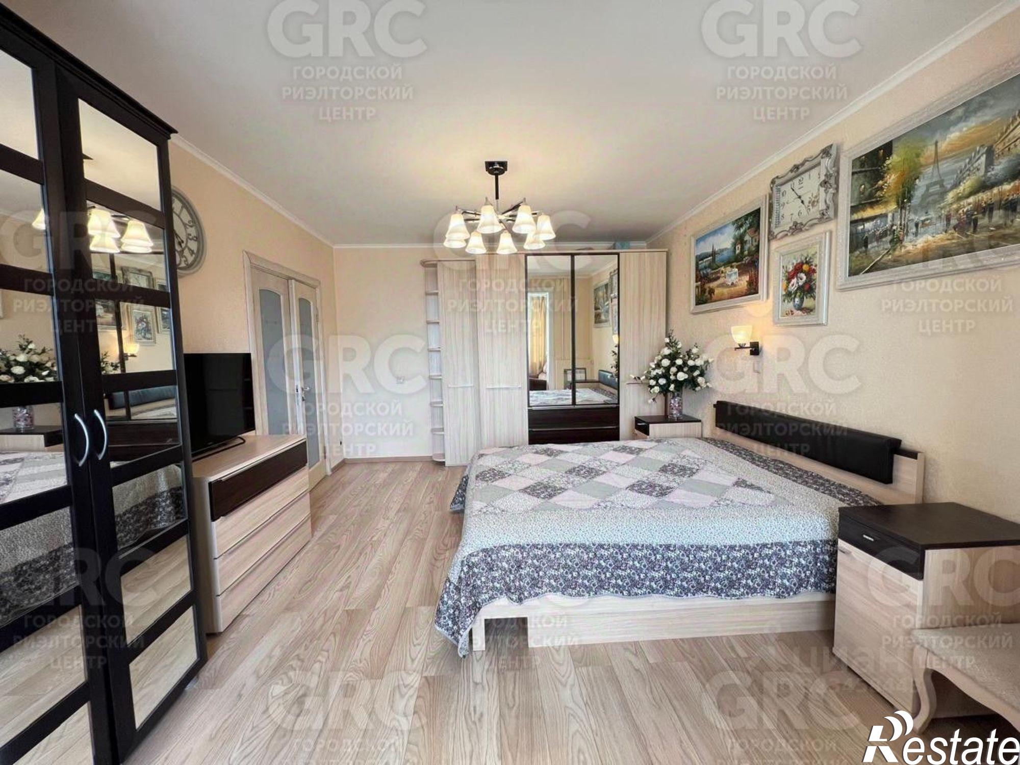 Купить квартиру за 30 000 000 рублей на ул Ульянова, 53