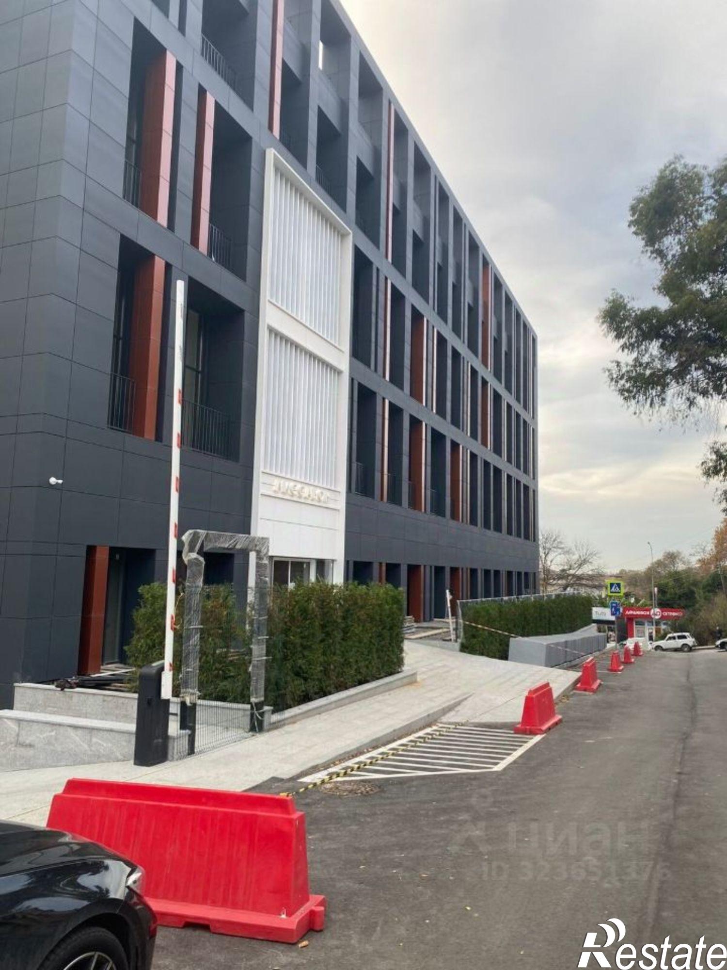 Купить квартиру за 8 000 000 рублей на ул Бытха, 30