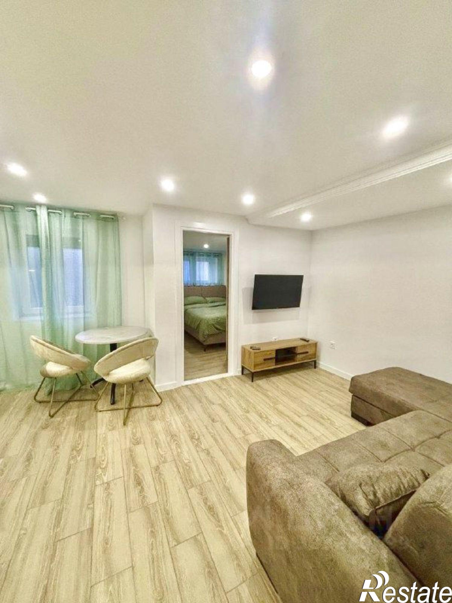 Купить квартиру за 7 000 000 рублей на Крымская улица, 65Б