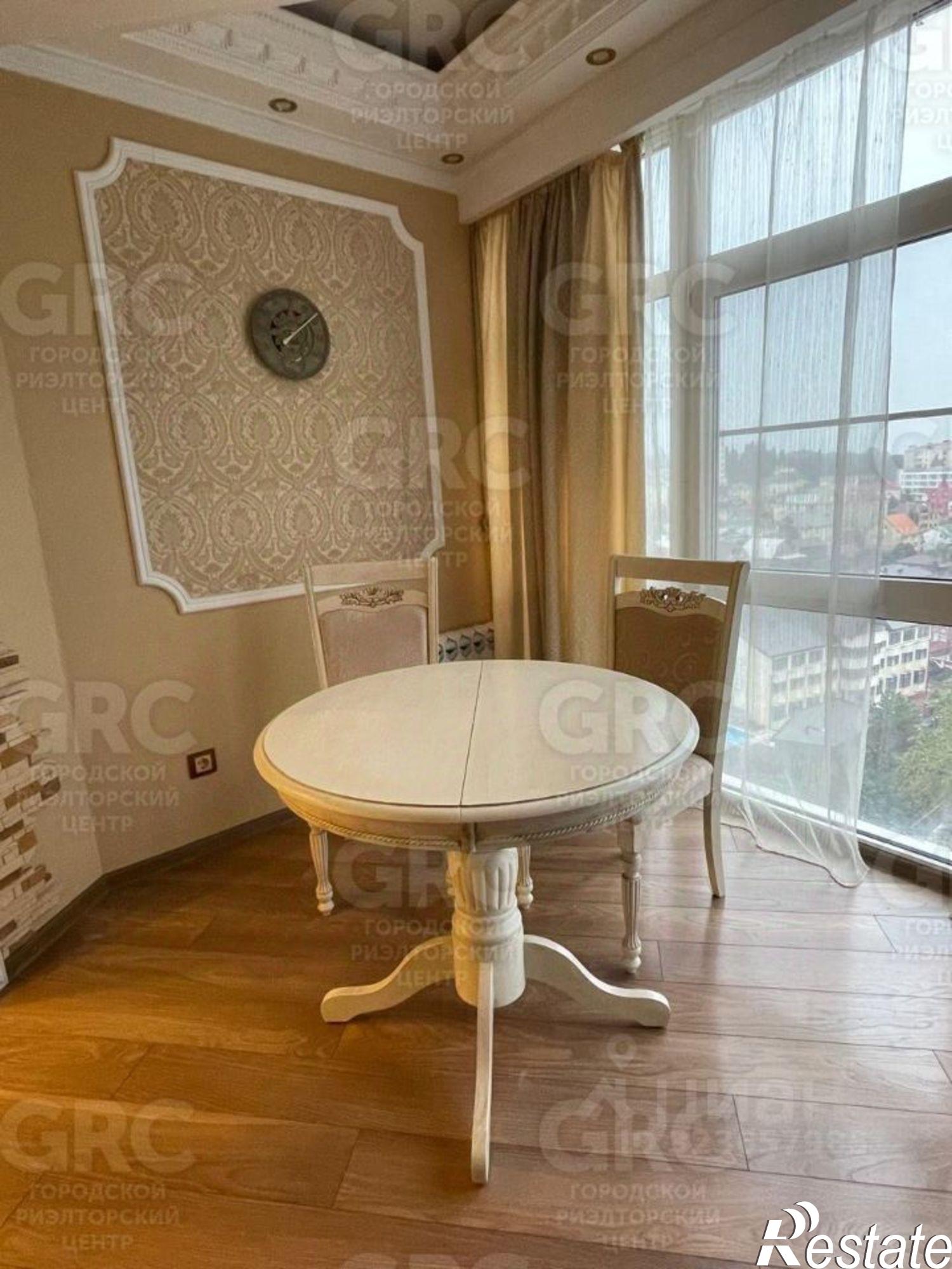 Купить квартиру за 40 000 000 рублей на Бамбуковая улица, 46