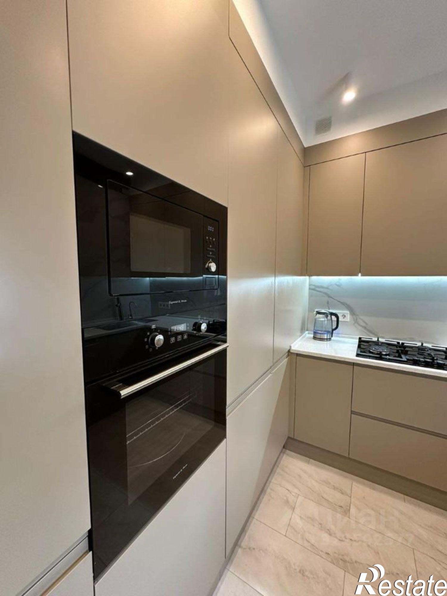 Купить квартиру за 48 000 000 рублей на улица Воровского, 4