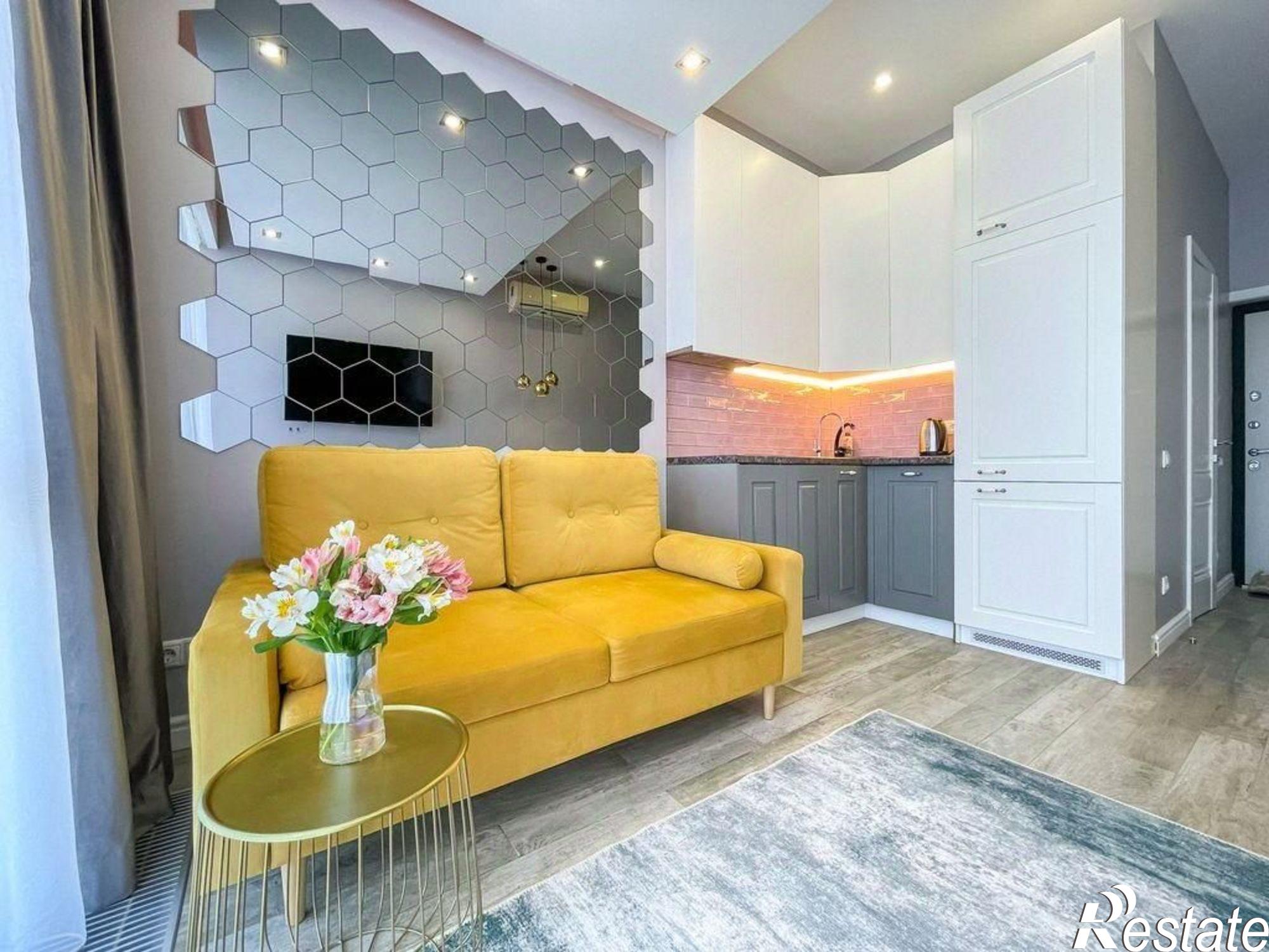 Купить квартиру за 12 000 000 рублей на улица Яна Фабрициуса, 2/28А