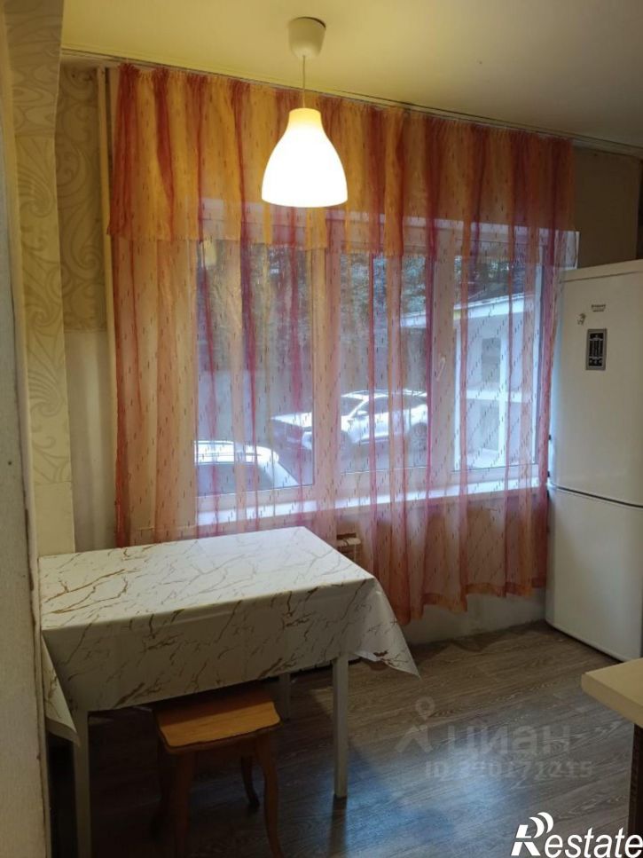 2-комн квартира улица Макаренко, 45,  д. 45