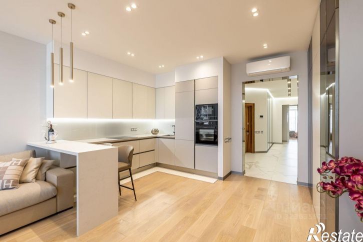 2-комн квартира улица Войкова, 21,  д. 21