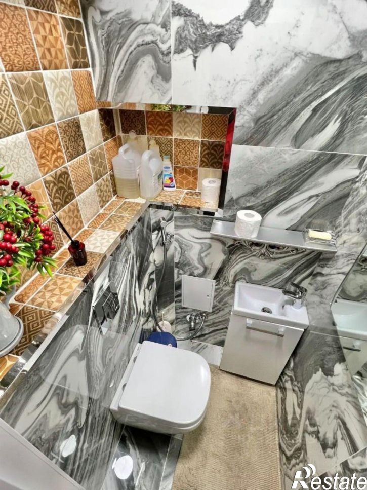 2-комн квартира улица Горького, 87,  д. 87