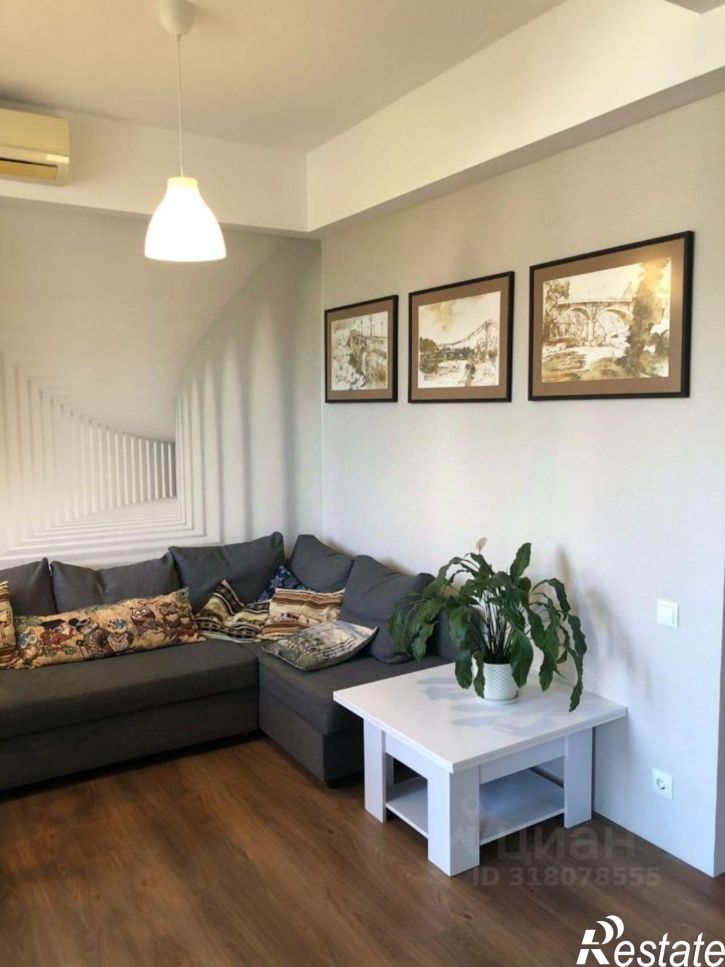 2-комн квартира Клубничная улица, 6А,  д. 6А