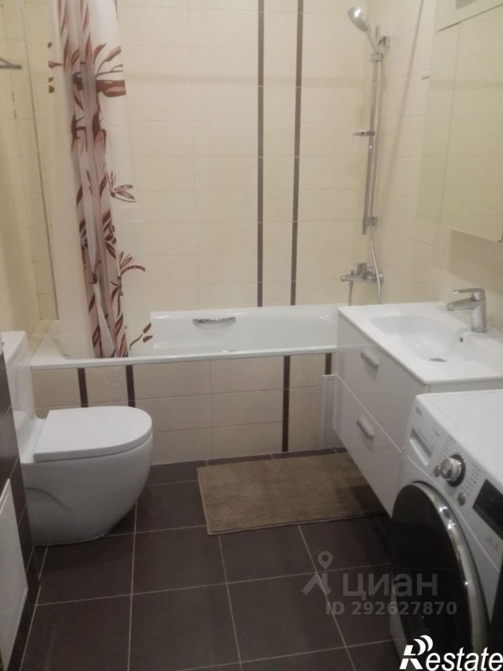 2-комн квартира улица Лазарева, 106/2,  д. 106/2