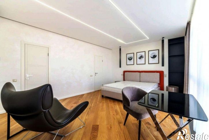 3-комн квартира ул Прозрачная, 35,  д. 35