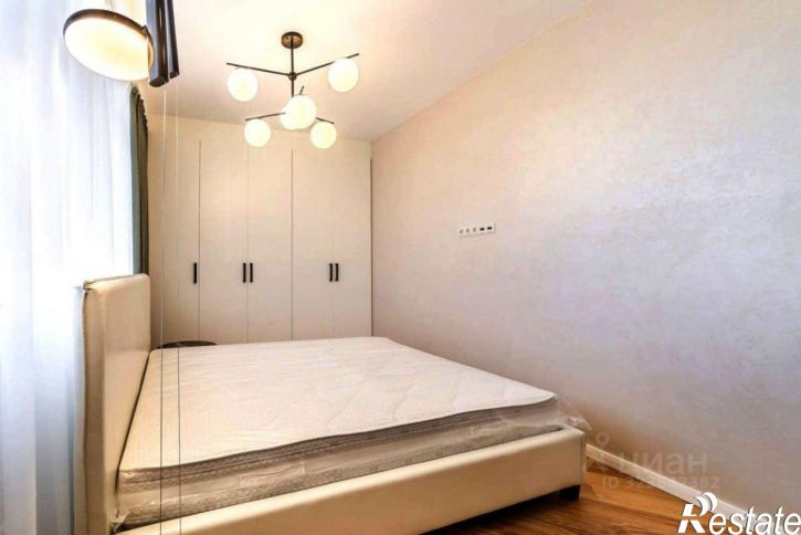 3-комн квартира ул Прозрачная, 35,  д. 35