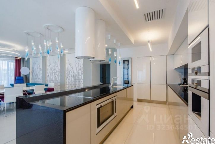 3-комн квартира Курортный проспект, 105,  д. 105