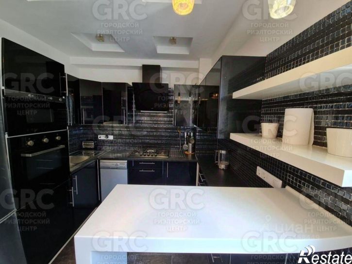 3-комн квартира ул Учительская, 24Г,  д. 24Г