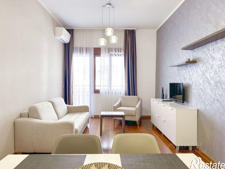 2-комн квартира Полтавская улица, 44,  д. 44