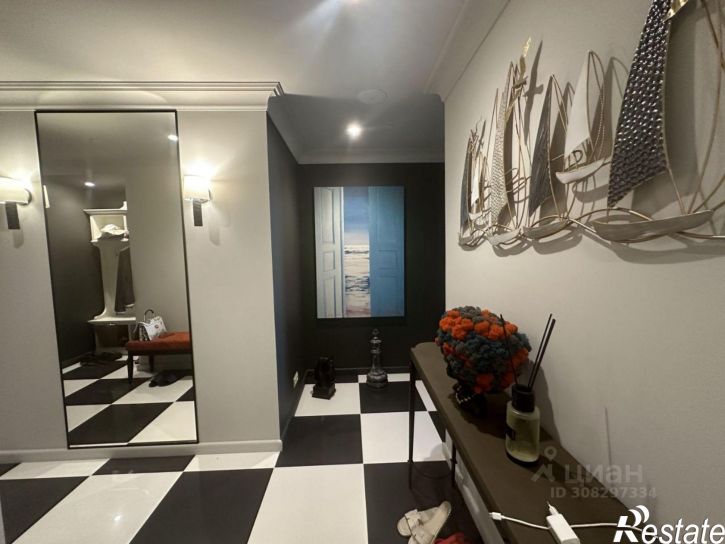 3-комн квартира улица Орджоникидзе, 17,  д. 17