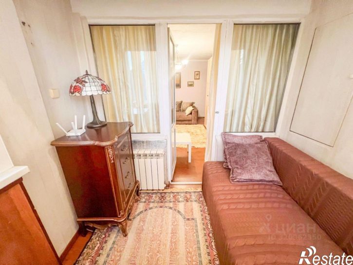 1-комн квартира улица Конституции СССР, 32,  д. 32