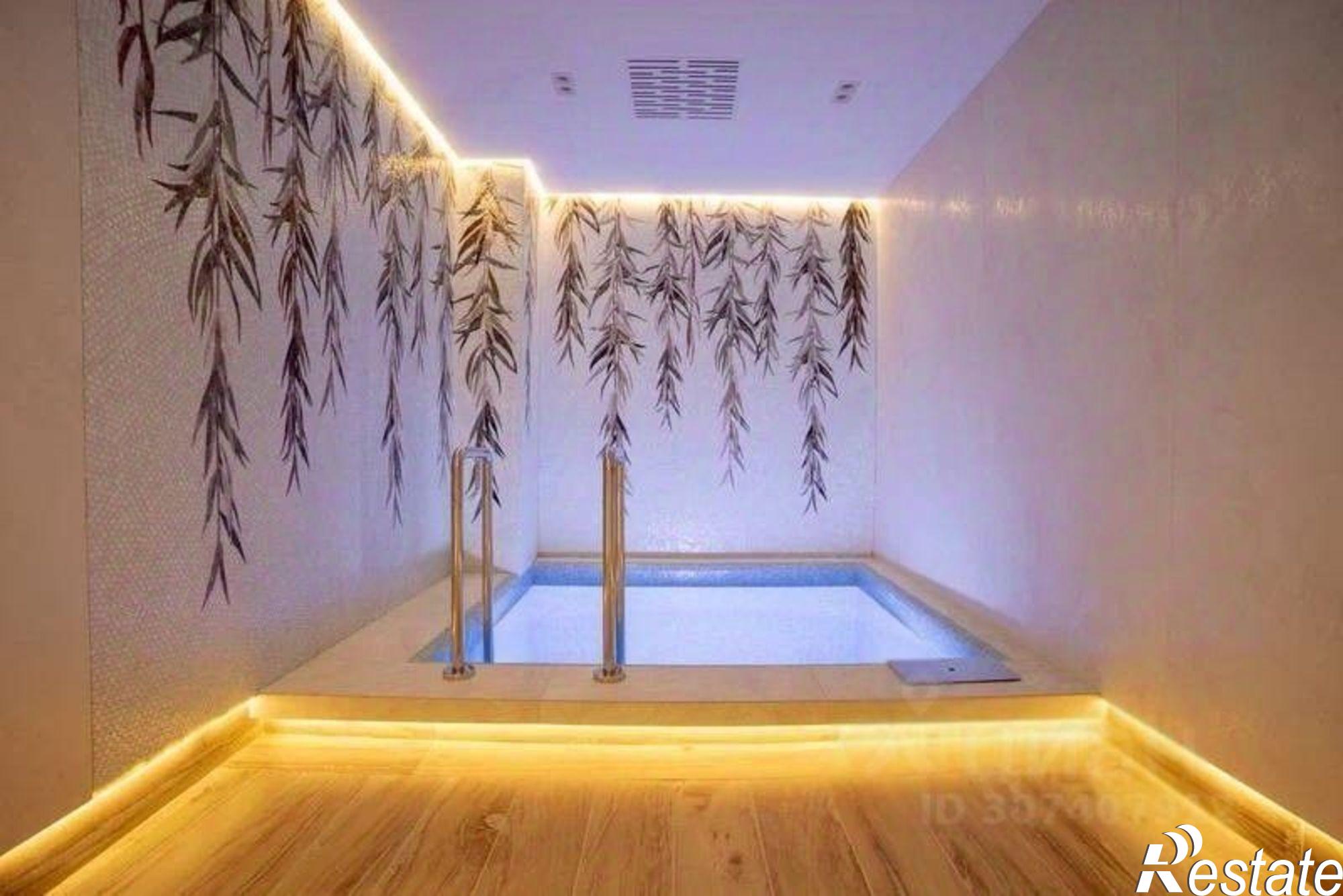 Купить квартиру за 20 000 000 рублей на Курортный проспект, 86