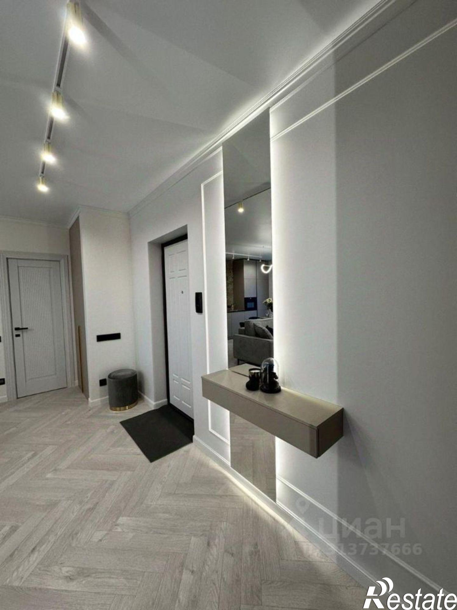 Купить квартиру за 27 000 000 рублей на переулок Трунова, 6