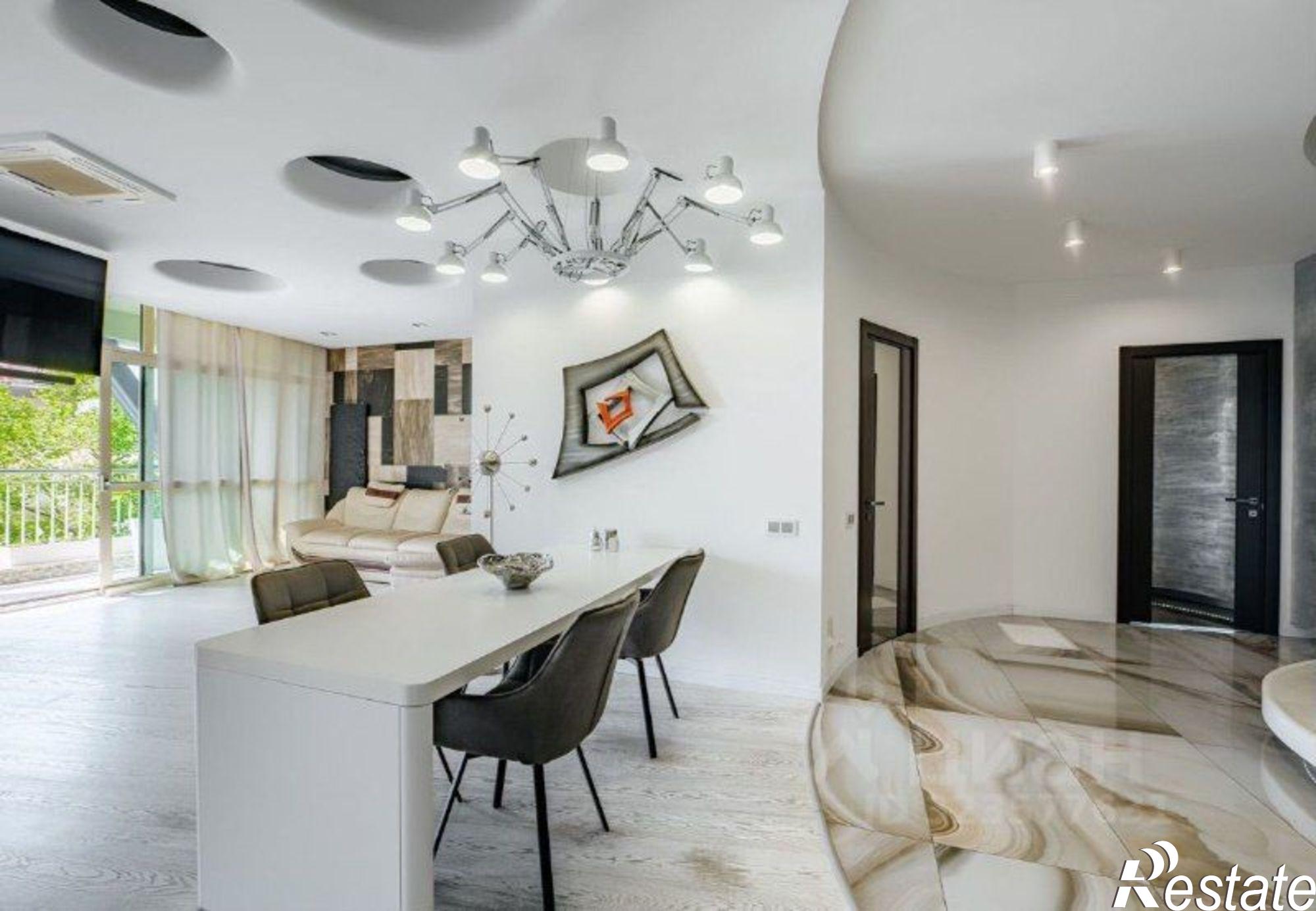 Купить квартиру за 85 000 000 рублей на проспект Пушкина, 6