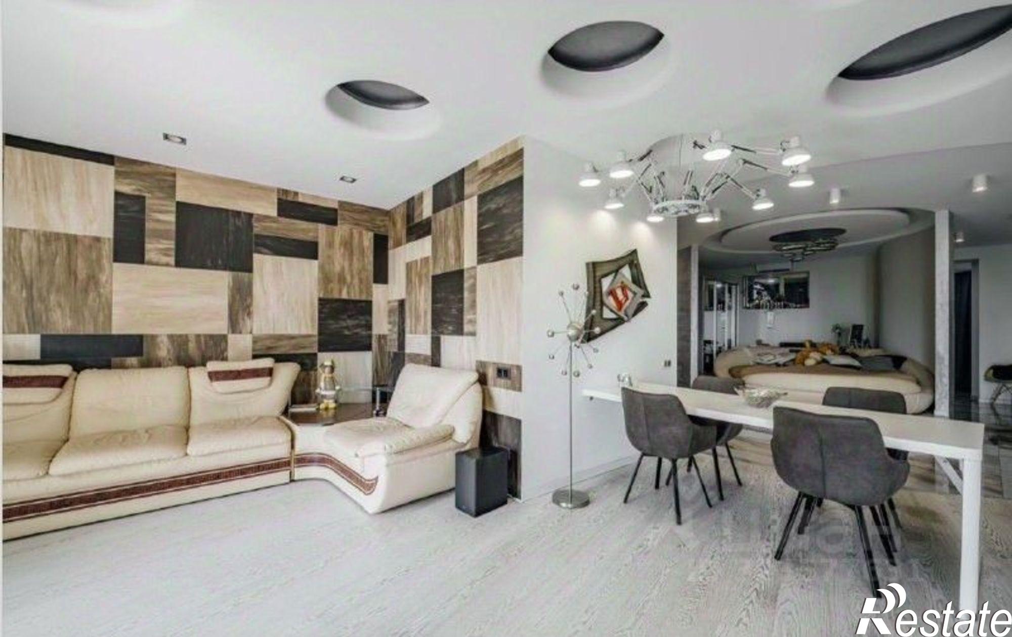 Купить квартиру за 85 000 000 рублей на проспект Пушкина, 6