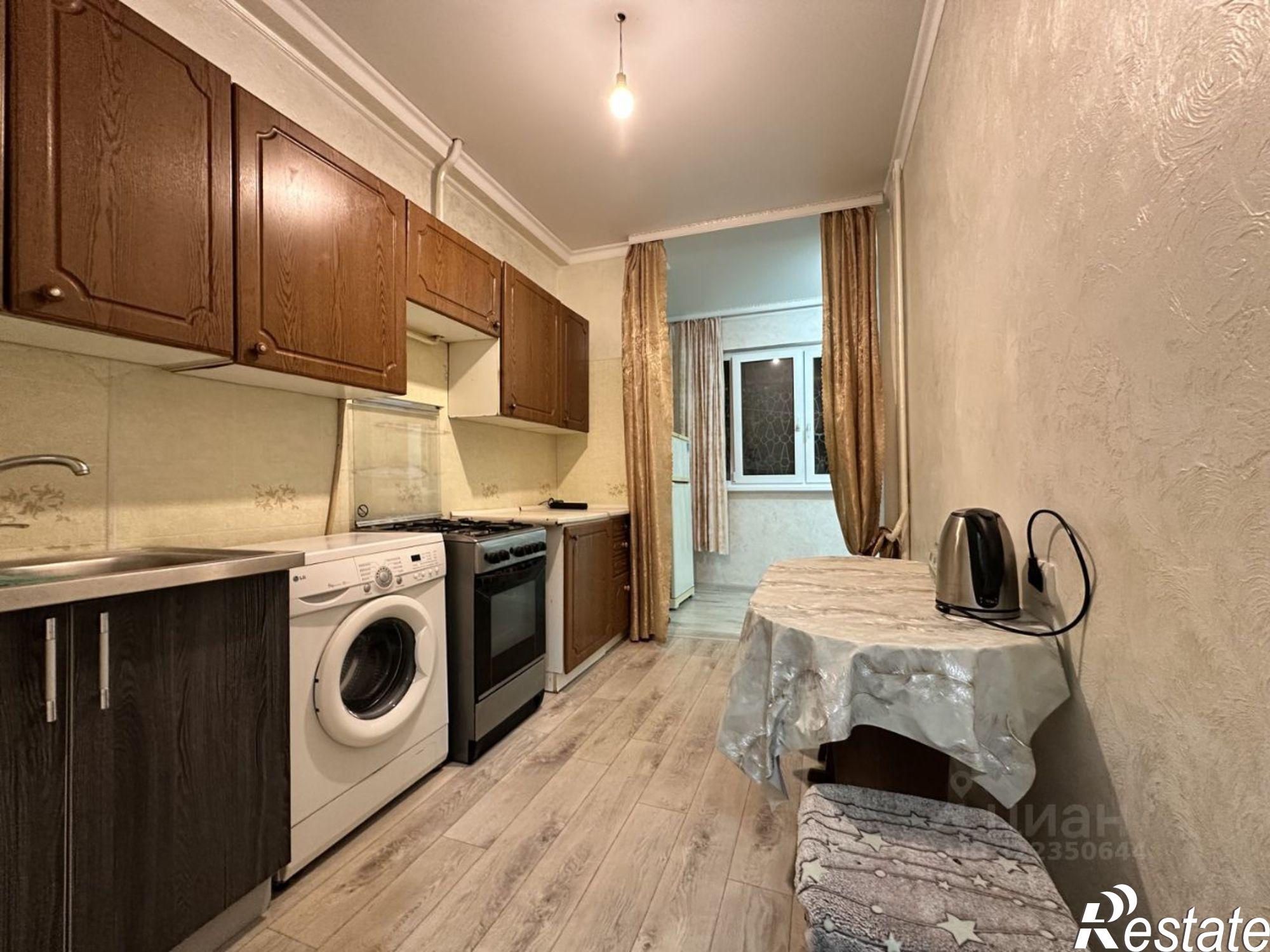 Купить квартиру за 12 000 000 рублей на улица Макаренко, 13/2