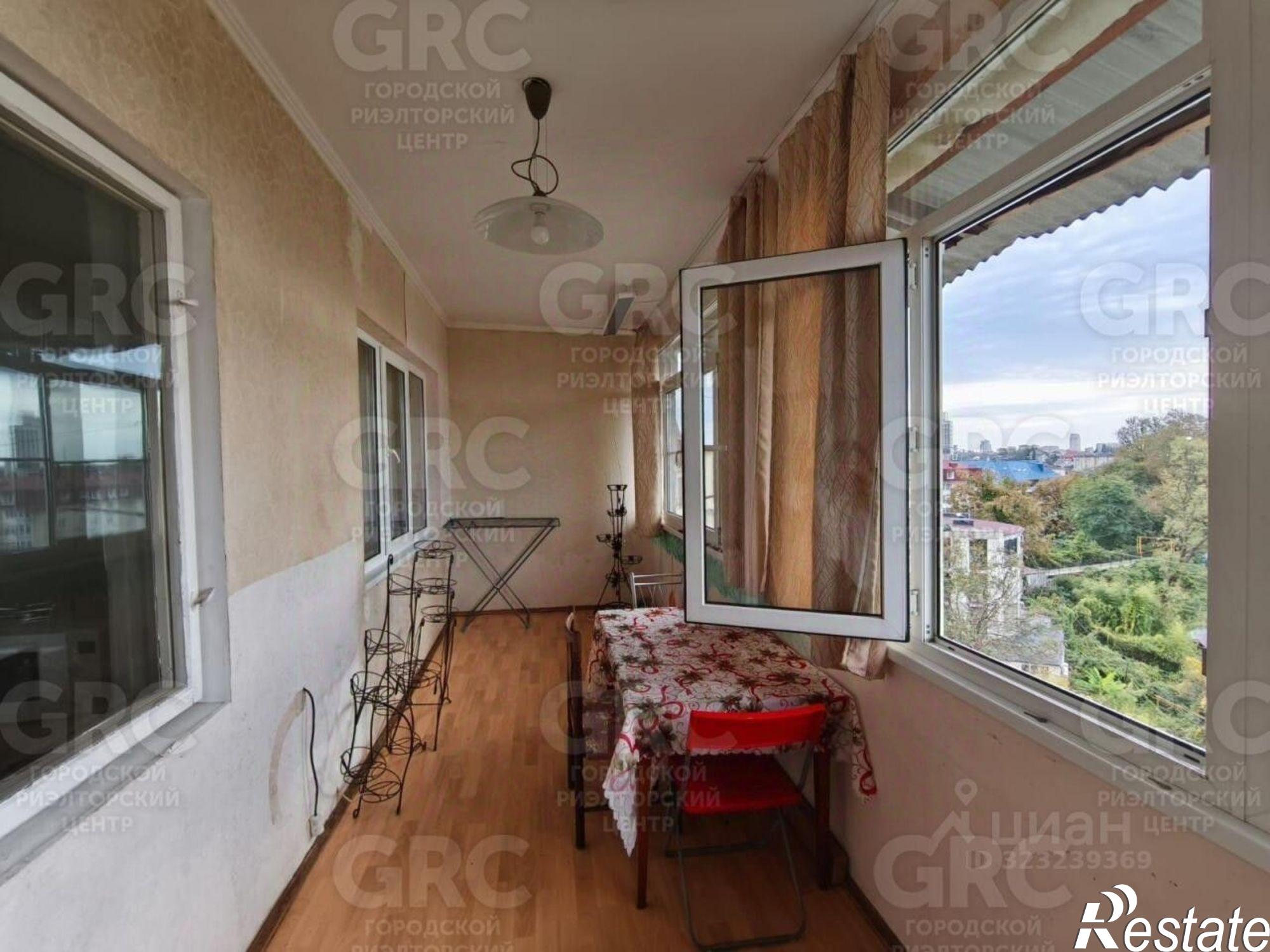 Купить квартиру за 10 000 000 рублей на Санаторная улица, 21