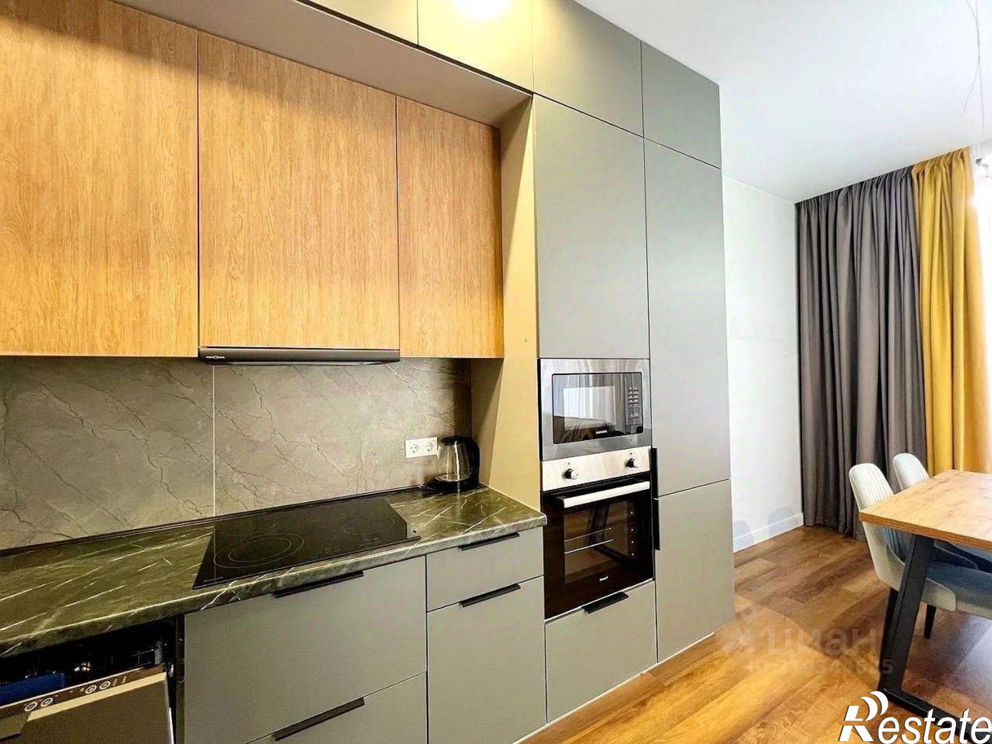 Купить квартиру за 15 000 000 рублей на Батумское шоссе, 28А