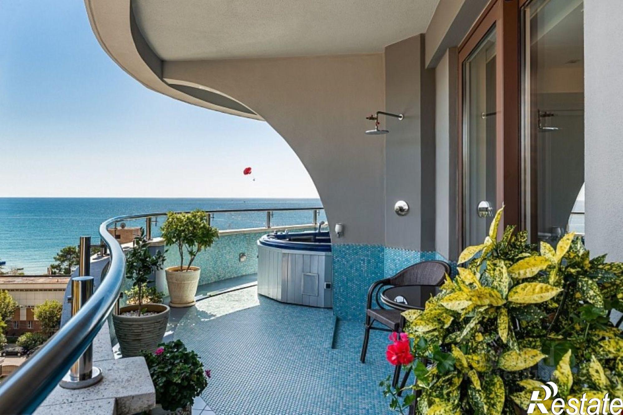 Купить квартиру за 105 000 000 рублей на проспект Пушкина, 5А