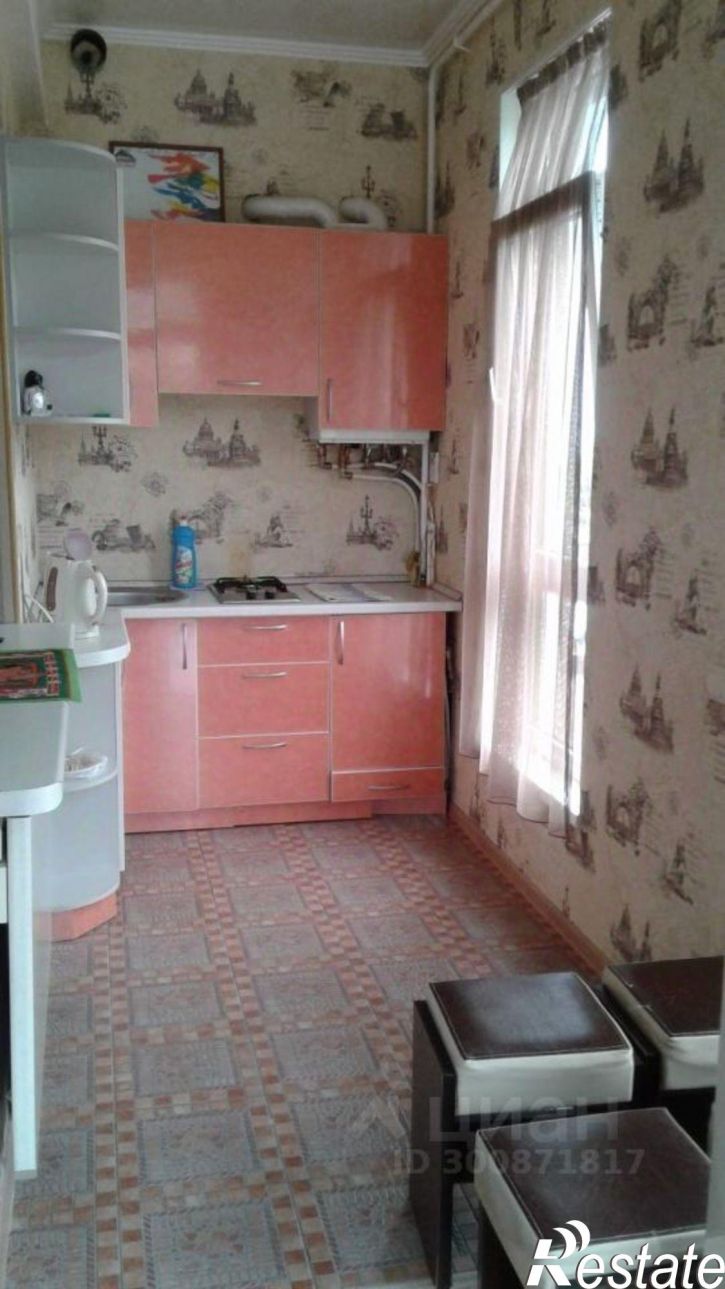 2-комн квартира улица Просвещения, 148,  д. 148