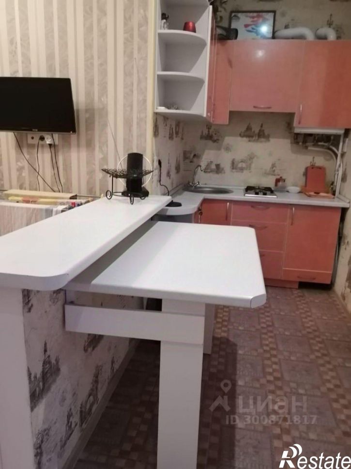 2-комн квартира улица Просвещения, 148,  д. 148