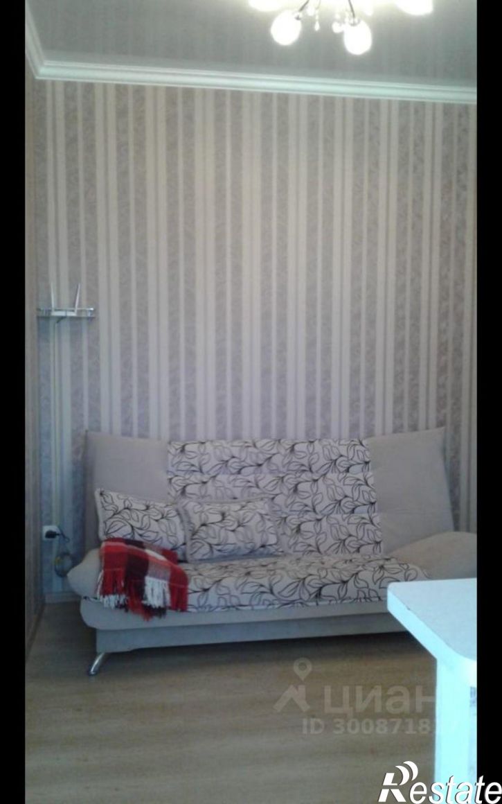 2-комн квартира улица Просвещения, 148,  д. 148