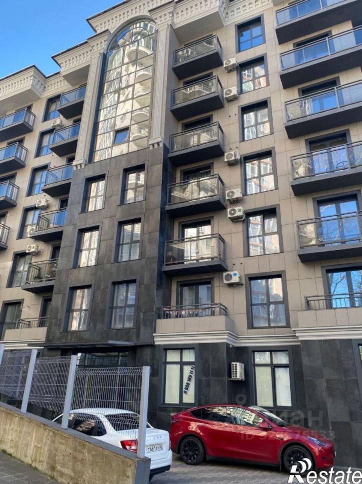 3-комн квартира Туапсинская улица, 10,  д. 10