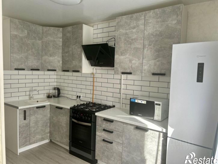 3-комн квартира Абрикосовая улица, 22,  д. 22