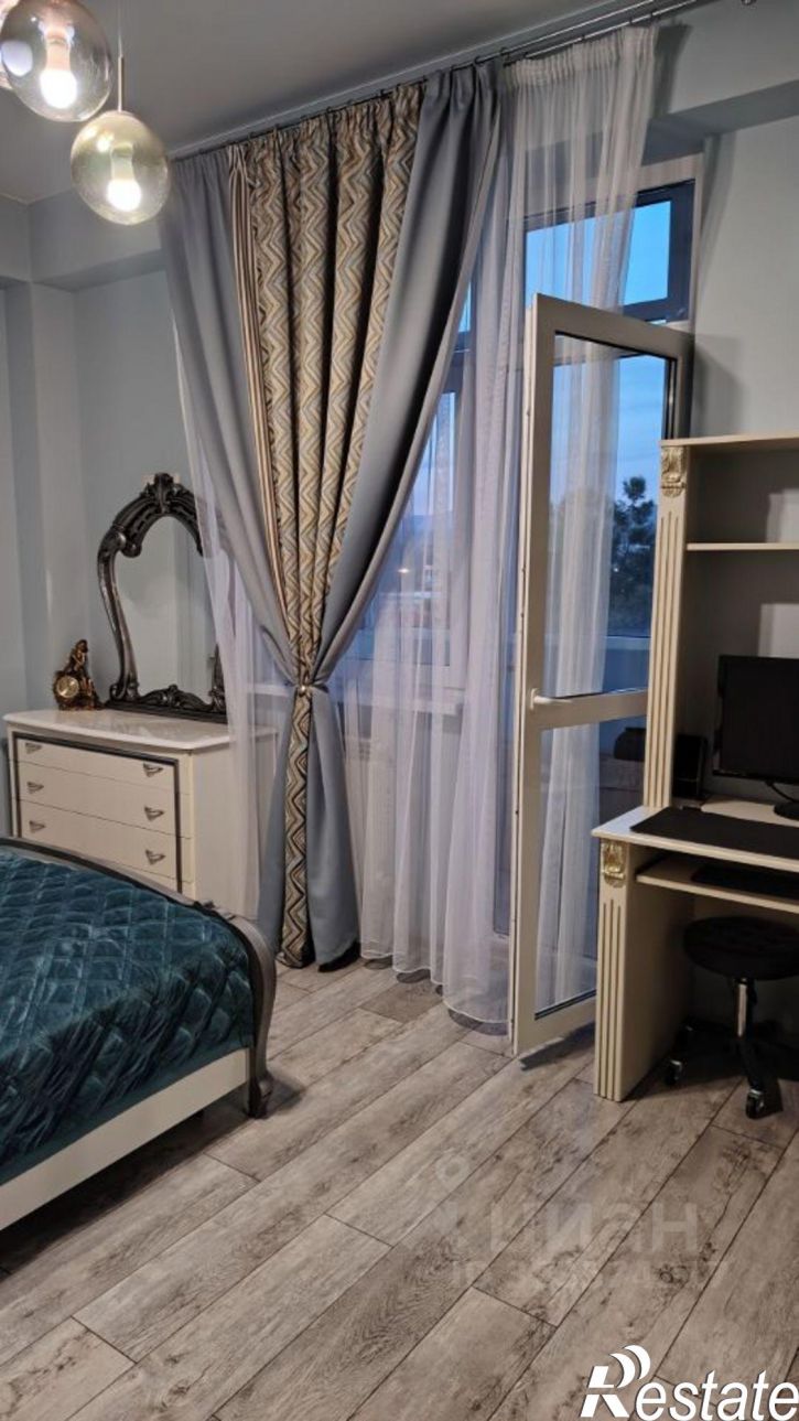 3-комн квартира переулок Революции, 4А,  д. 4А