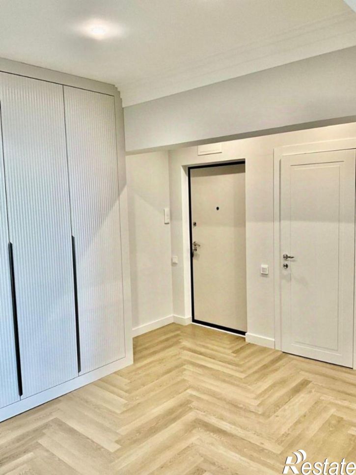 3-комн квартира переулок Богдана Хмельницкого, 8,  д. 8